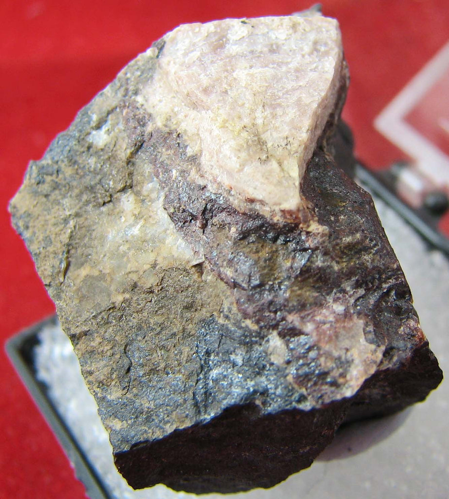 Palenzonaite