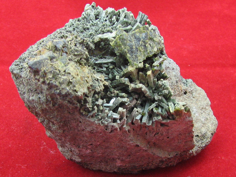 Epidote,and,Uralite