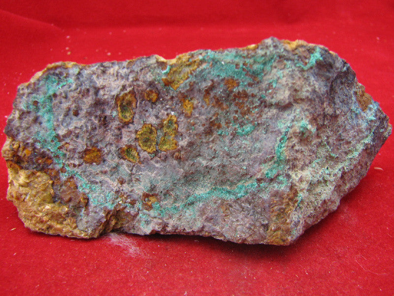Chalcophyllite