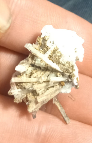 Fine Scolecite crystal from Pune, India #212