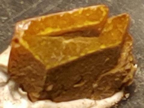 Wulfenite from Red Cloud Mine, Arizona. Stock 0.9 cm #5222