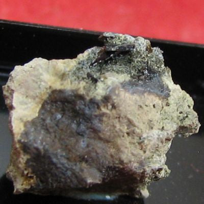 Johannsenite
