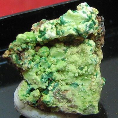 Gillardite