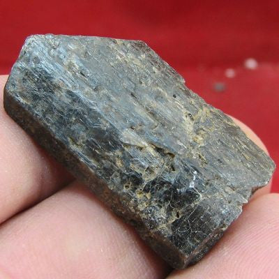 Fluororichterite