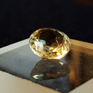Oregon Sunstone 4.5 carats, Stock #004sl