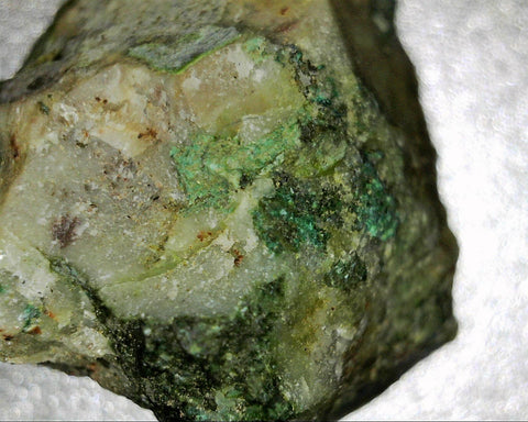 Guanacoite, Arhbarite (TL). Stock #4505sl