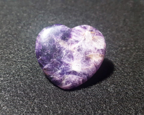 Amethyst Heart, Polished 1 3/4". Stock #235sl