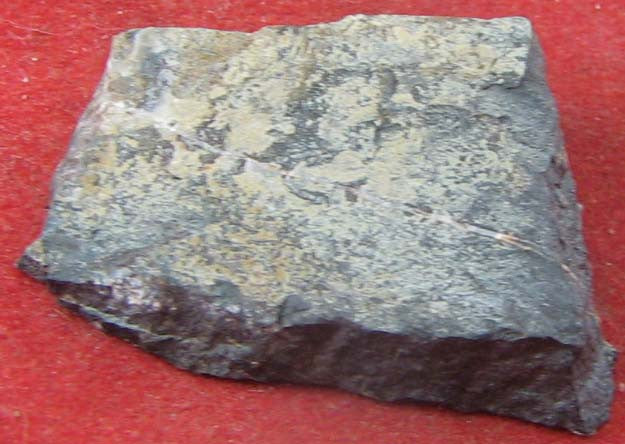 Gamagarite,in,Ganophophyllite