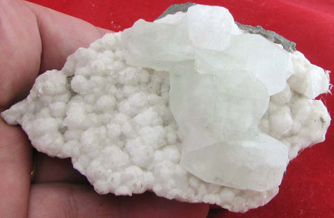 Mesolite,Apophyllite