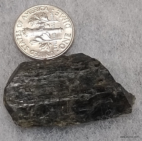 Fluororichterite from Wilberforce, Ontario, Canada. #1324