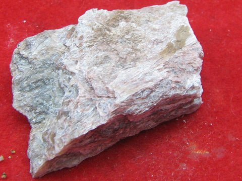 Yuksporite,Denisovite