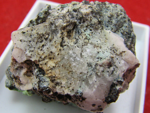 Hechtsbergite,Namibite