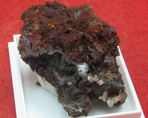 Parahopeite,Tarbuttite