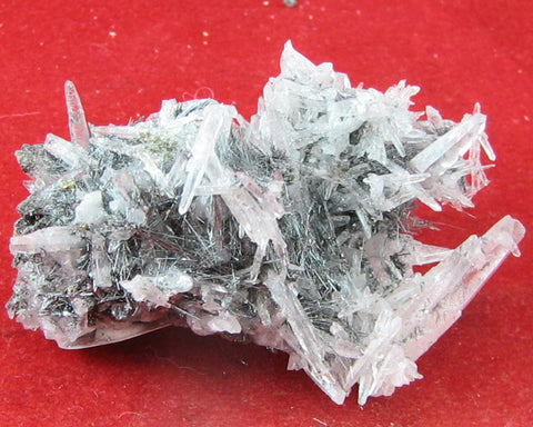 Jamesonite,Quartz