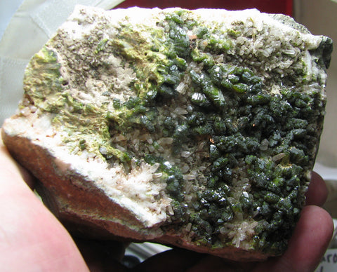 Titanite #6933
