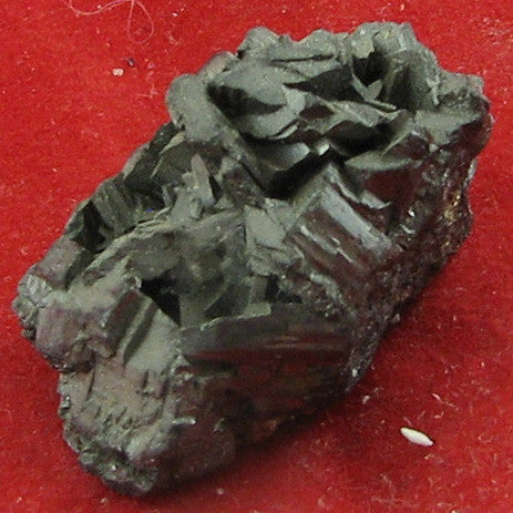 Manganaxinite