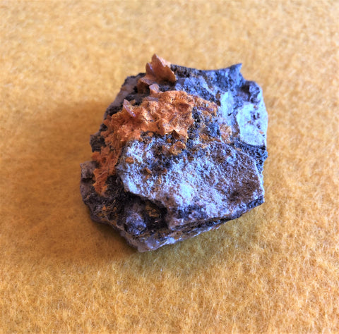 Wulfenite and Mimetite from Rowley Mine, Arizona. 5.0 cm # 1029sl