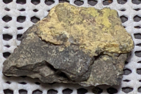 Pottsite, Clinobisvante, Rare Type Locality Mineral.  4cm # 3015
