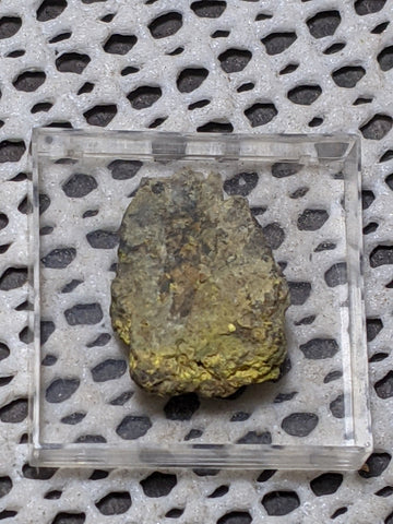 Pottsite, Clinobisvante, Rare Type Locality Mineral.  2 cm # 3020