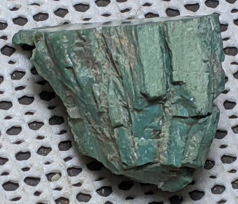 Chromium Petrified Wood from Winslow Arizona. 4.2 cm #127