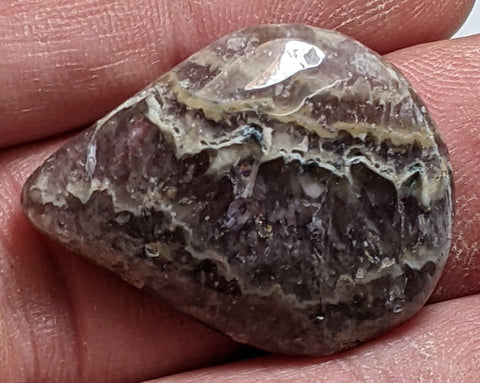 Chevron Amethyst Cabochon 2.2 cm, #30