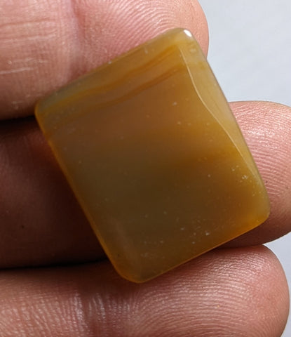 Banded Carnelian Cabochon from Peru. 2.6 cm #23